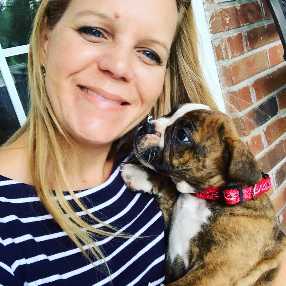 Meet your Posher, Jennifer